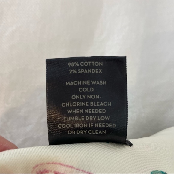 Ann Taylor factory botanical print ankle pants. - Picture 14 of 16